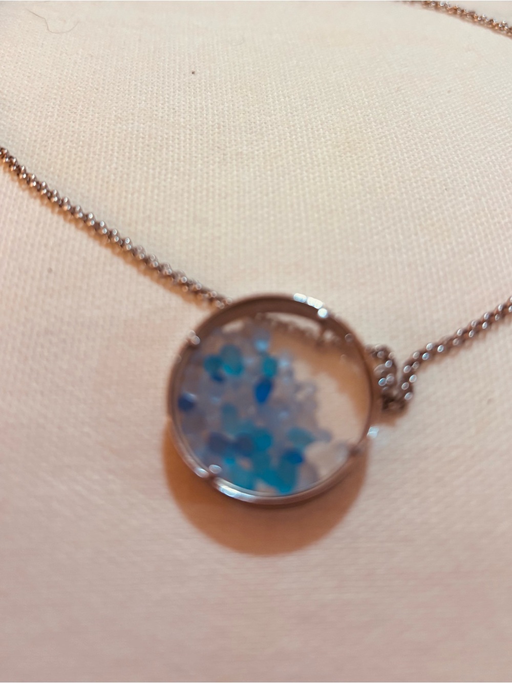 Delicate Blue Glass Sequin Pendant Necklace - Women Jewelry